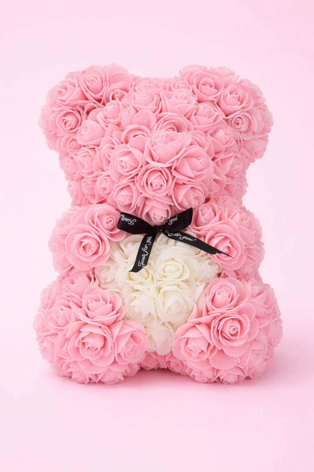 Kwiatowy Miś z Róż - Idealny Prezent na Każdą Okazję